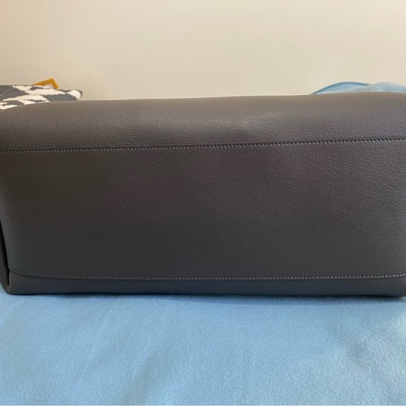 Saint Laurent Men’s Shopping Tote - Picture 9 of 13